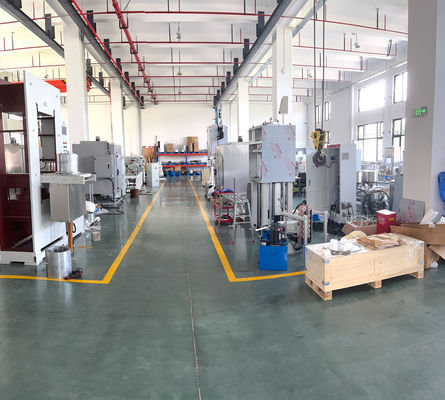 100kg/h Horizontal Extruder Automatic Fault Maintenance And Display Function For Easy Troubleshooting